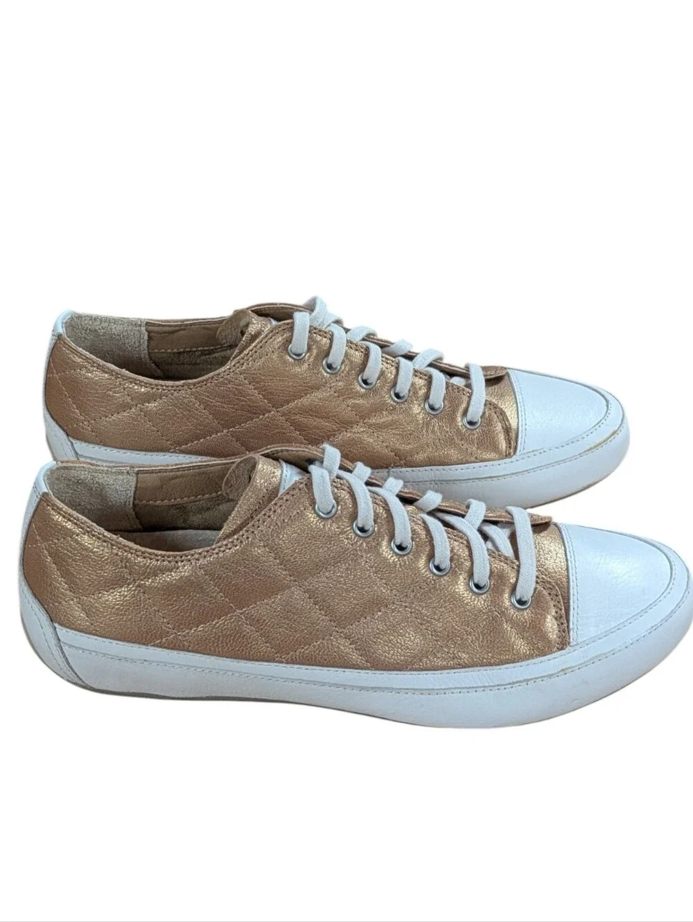 Vionic Delight Edie Rose Gold Quilted Leather Sneakers Size 10